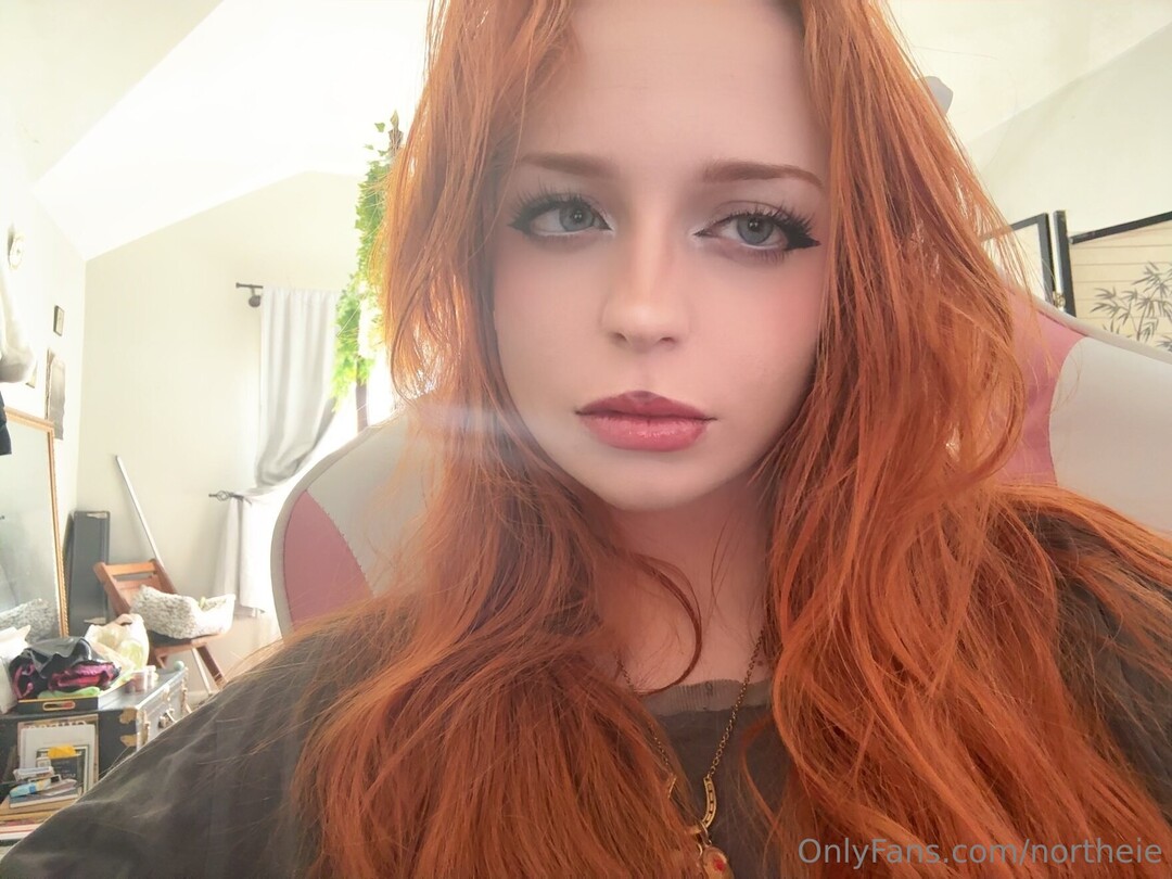 Northeie ポルノ女優 画像