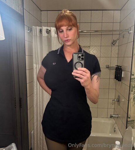 Brynnwoods 美しいモデル 画像