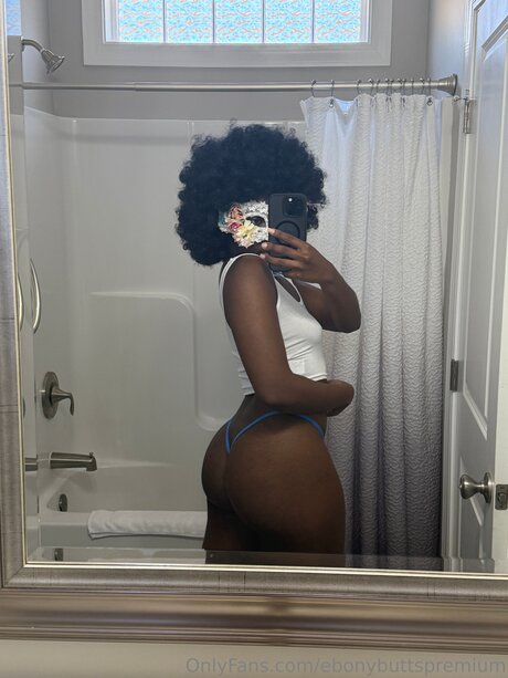 Ebonybuttspremium 裸のスター 画像