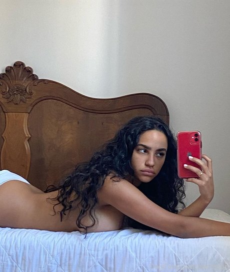 Brianna Anderson ヌードモデル 画像