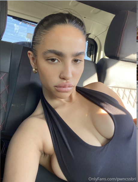 Brianna Anderson ポルノスター 独占 画像