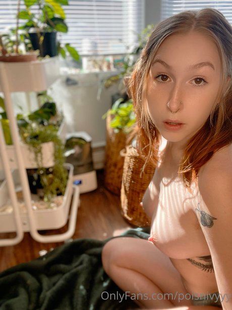 Ivy Lune HDポルノスター 写真