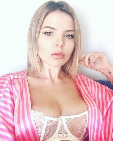 Olivia Frazer 独占女優 画像