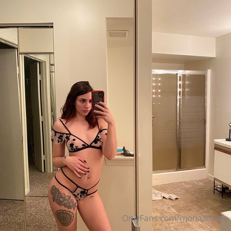 熟女潮吹きOnlyFans ホット 写真