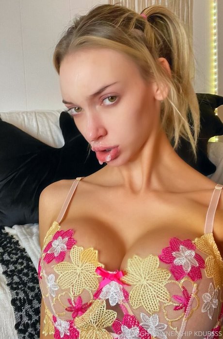 Krystal Preiss HDスター 写真