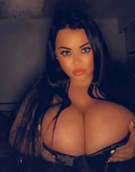 Karla Bentley ヌード女優 画像
