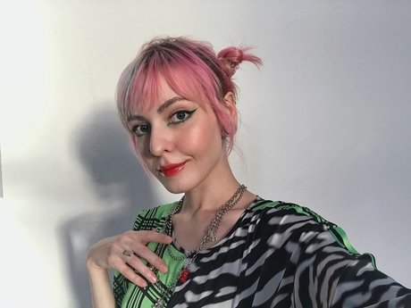 Hellagaaay 完璧なモデル 写真