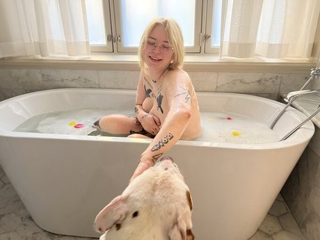 Shelley Floryd 高品質のスター 写真