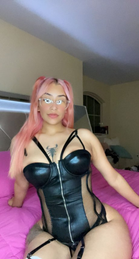 Stephanie Gonzalez  profile image