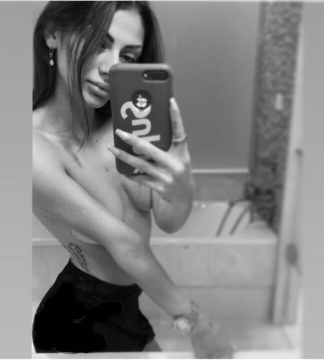 Sofia Filidou ポルノ女優 写真