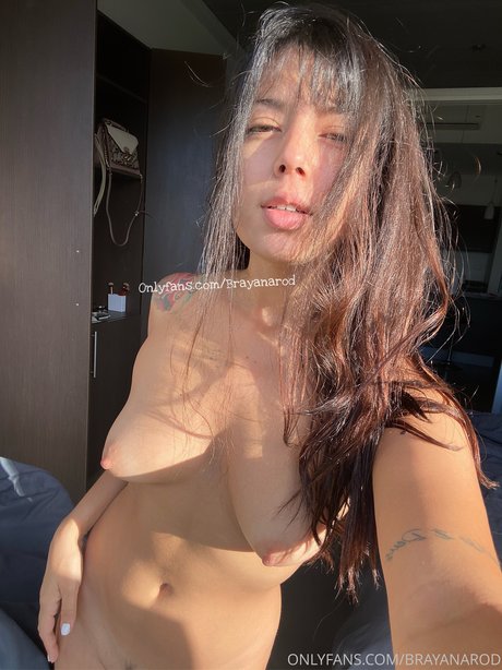 Brayana Dubrazka 美しいポルノスター 写真
