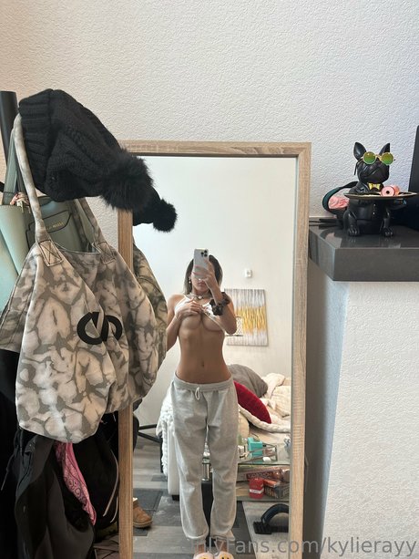 Kylie Ray ポルノスター xxx ギャラリー