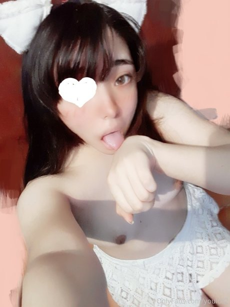 The Waifu Mask アダルトモデル ギャラリー