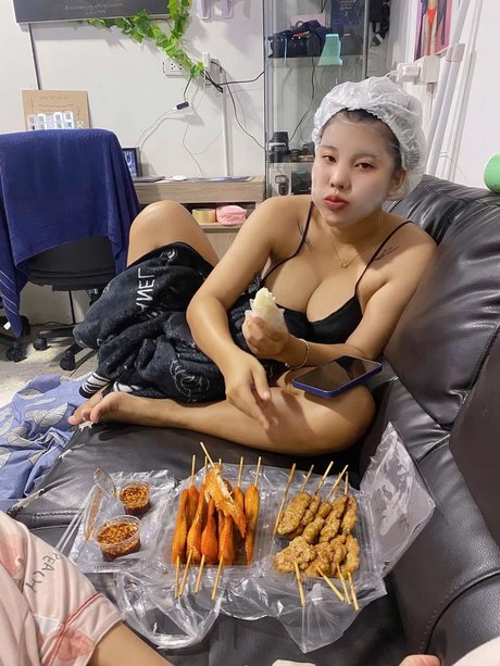 Donut Nami xxxモデル 写真