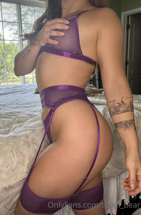Teddi bear セックス女優 アーカイブ