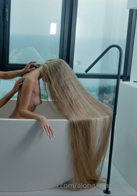 Alona Kravchenko 無料スター 写真