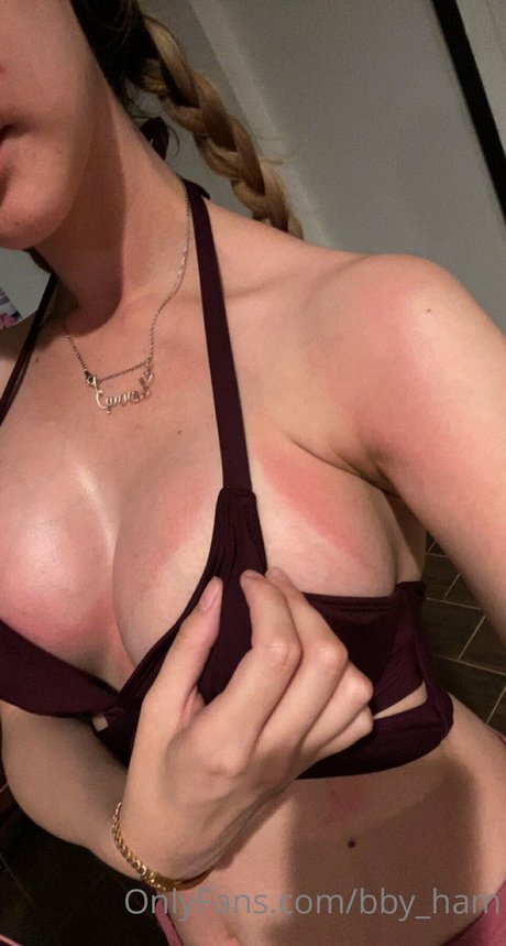 黒檀のシャワー OnlyFans ヌード 写真