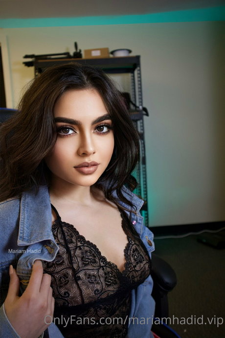 Mariam Hadid 独占女優 写真