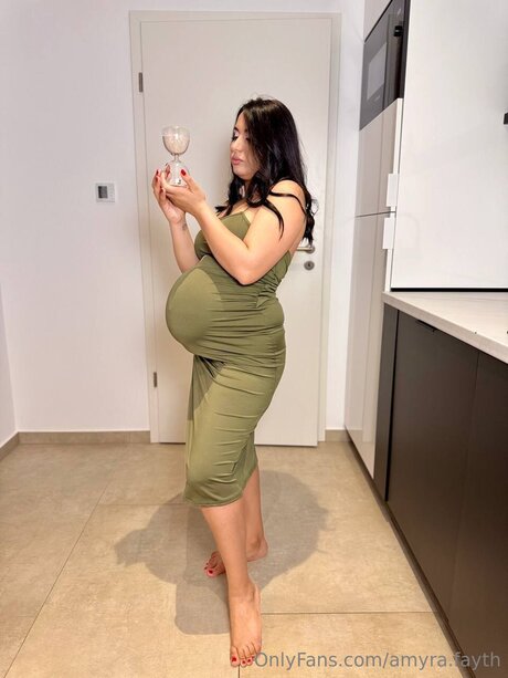 Amyra Fayth 完璧なモデル 写真