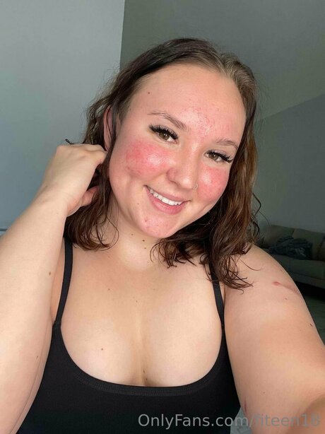 Bisexualcollegegirl 最高の女優 ギャラリー