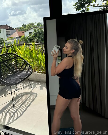 Aurora Delph 独占女優 写真