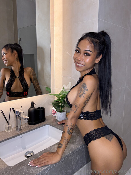 裸のシャワー OnlyFans ホット裸 アーカイブ