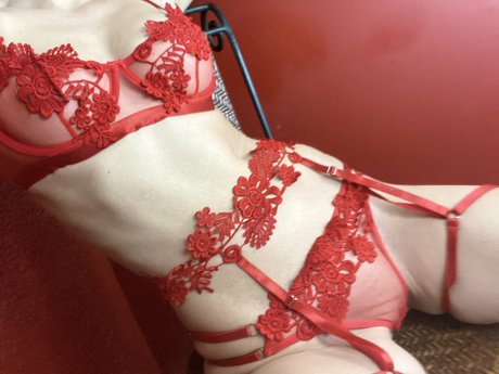 Anton Suga 裸のスター 写真