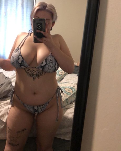 Sweetlildarling 裸のモデル 画像