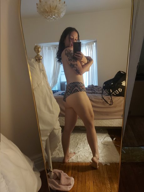 Alpha goddess aurora 最高の女優 写真