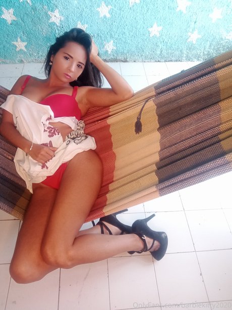 Barbara Savelli 美しいポルノスター 写真
