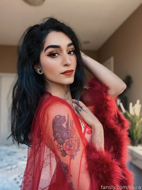 Saira Rose  可愛いモデル 画像