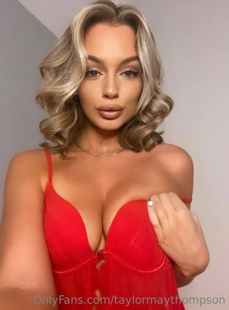 Taylor May Thompson ヌードモデル 写真