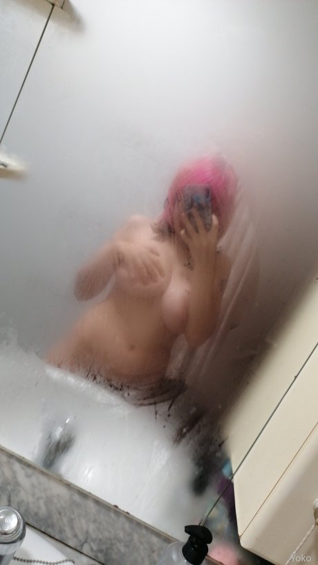 Yoko ポルノスター 写真
