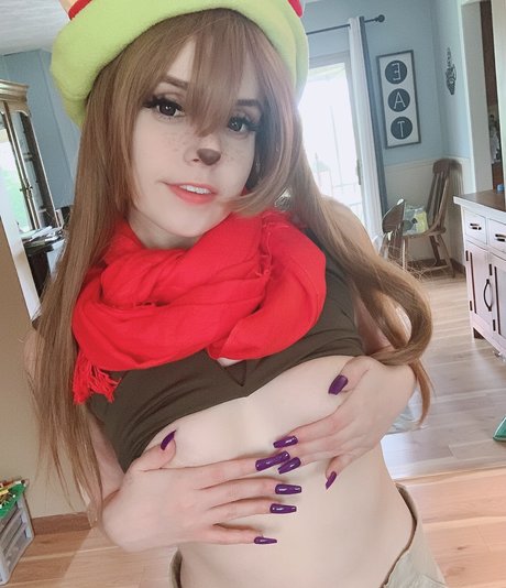Emory エロティック女優 写真