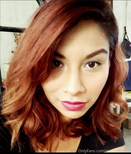 Lizbeth Martinez  かわいいスター 画像