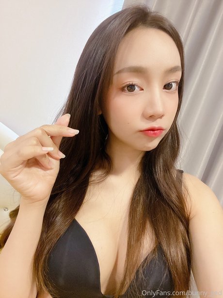 Bunny ged セックススター 画像