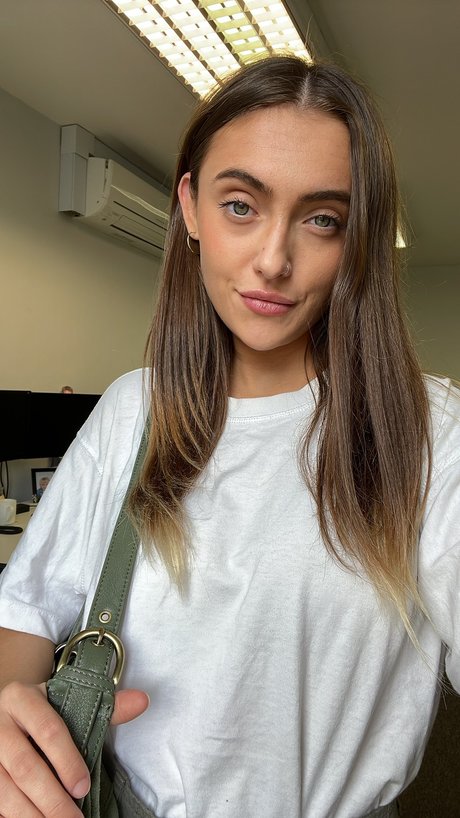Honeyisabella 完璧な女優 写真