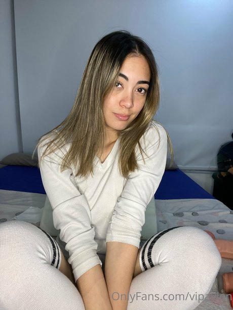 Aylenvip 美しいモデル 画像