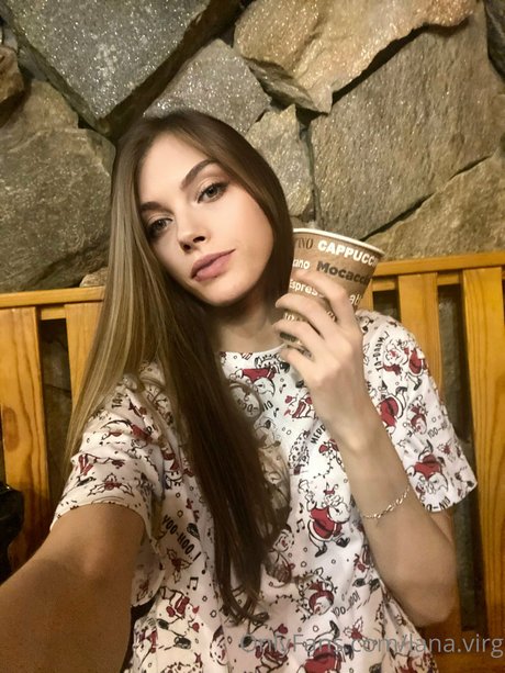 Lana Lanaxx X ホットモデル 画像