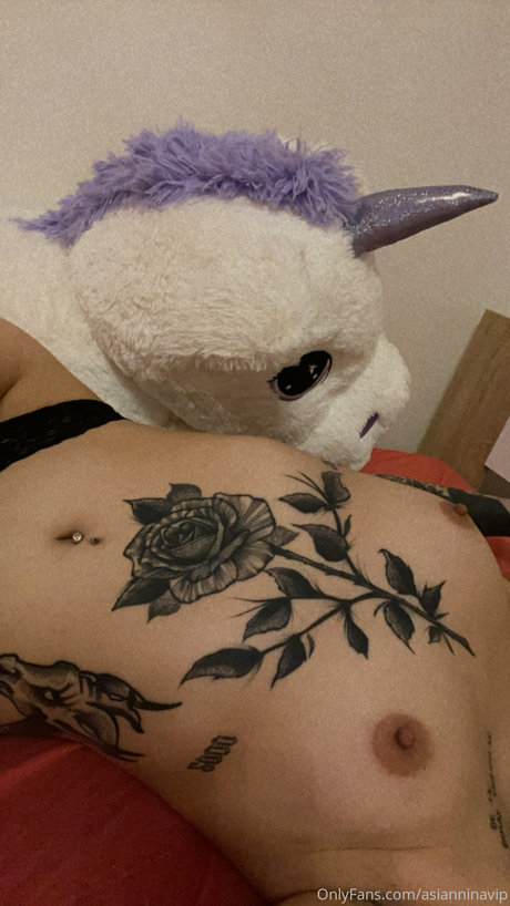 アジアンシスターOnlyFans パーフェクト 画像