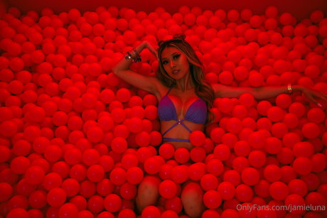 Jamie Luna ポルノスター HD 写真
