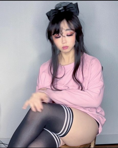 Mooncak eva ホットなモデル 画像
