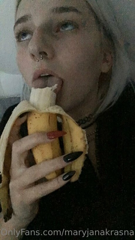 Maryjanakrasnapanna エロティックなスター 写真