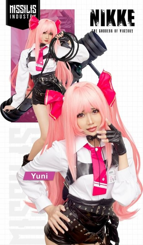 HKxSYR 裸モデル 画像