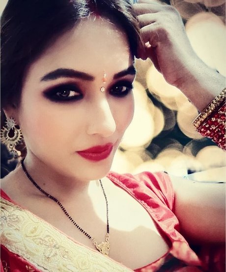 Zoya Rathore 最高の女優 写真