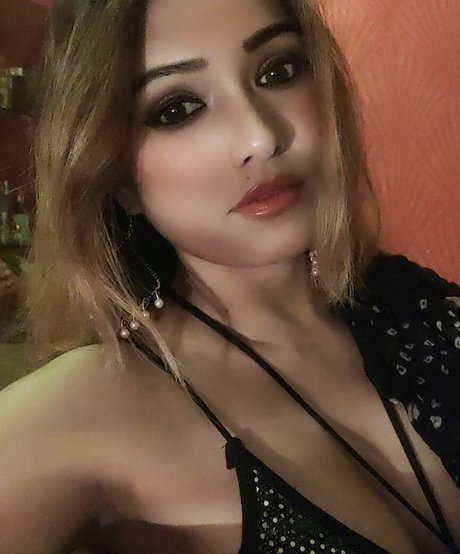 Zoya Rathore スターセックス アーカイブ