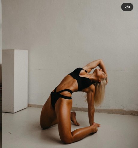 Zuzana Kardos ヌード女優 アーカイブ