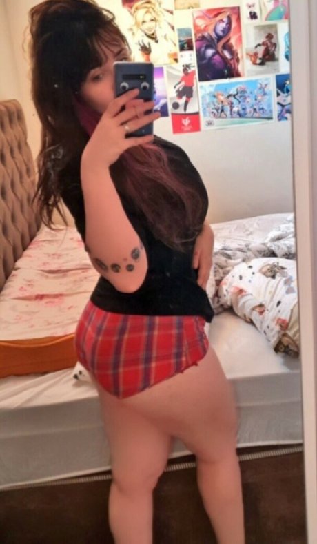 Zuzu Cosplay 完璧なモデル 写真