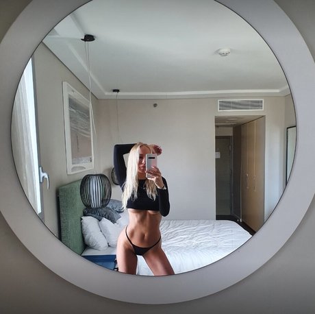 Carla Cox ポルノスター アダルト 写真