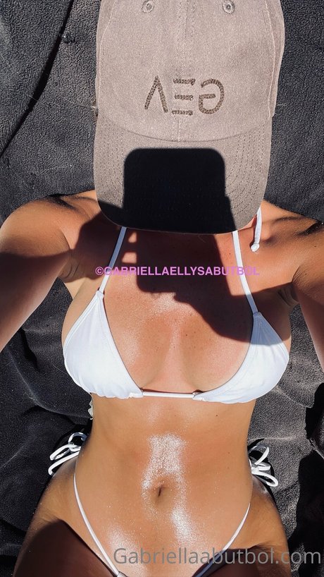 Gabriella Ellyse ポルノスター 写真